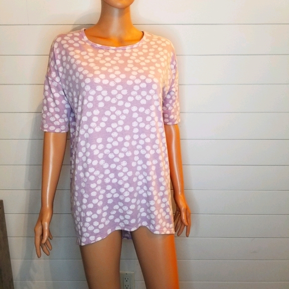 LuLaRoe | Lynnae Top - Picture 1 of 4